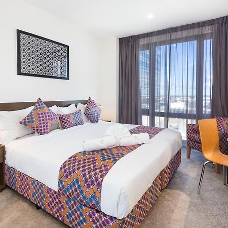 City Edge Dandenong Apartment Hotel Buitenkant foto