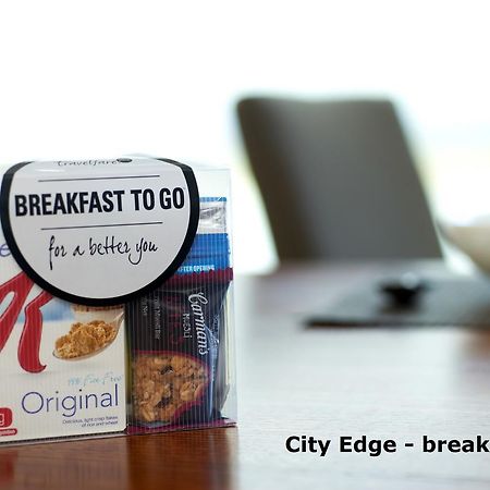 City Edge Dandenong Apartment Hotel Buitenkant foto