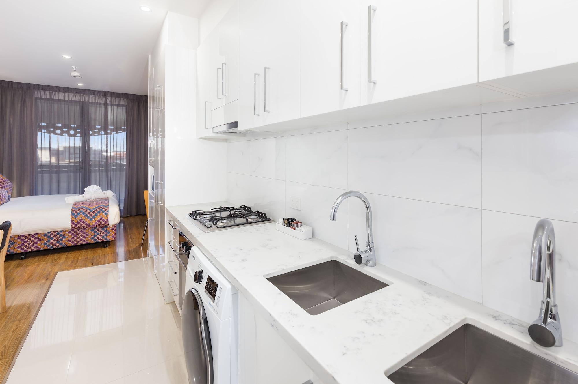 City Edge Dandenong Apartment Hotel Buitenkant foto