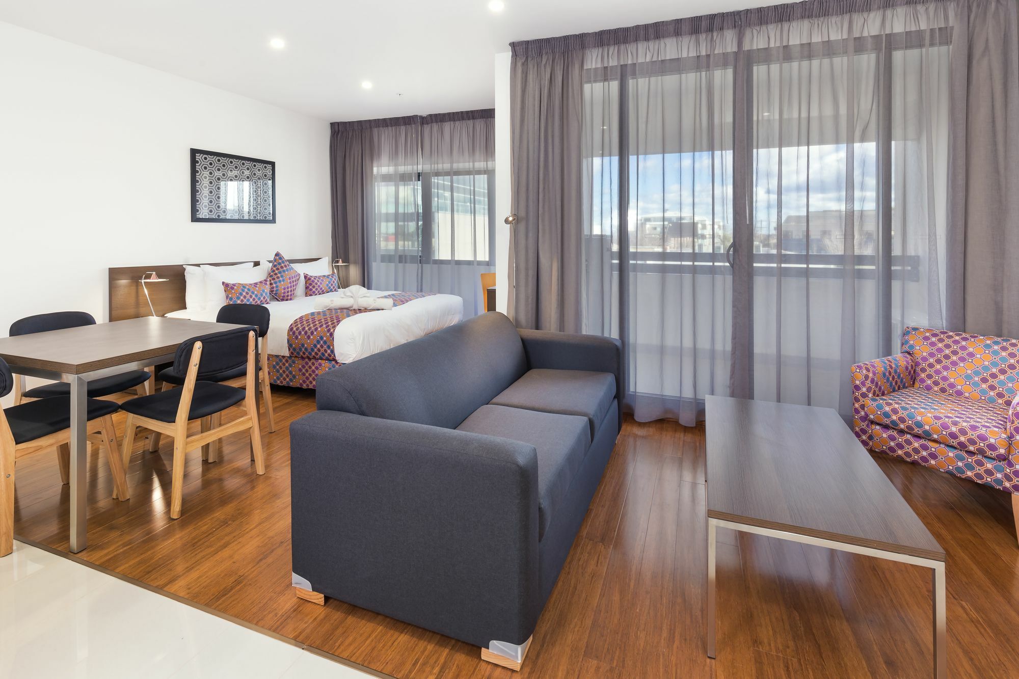 City Edge Dandenong Apartment Hotel Buitenkant foto